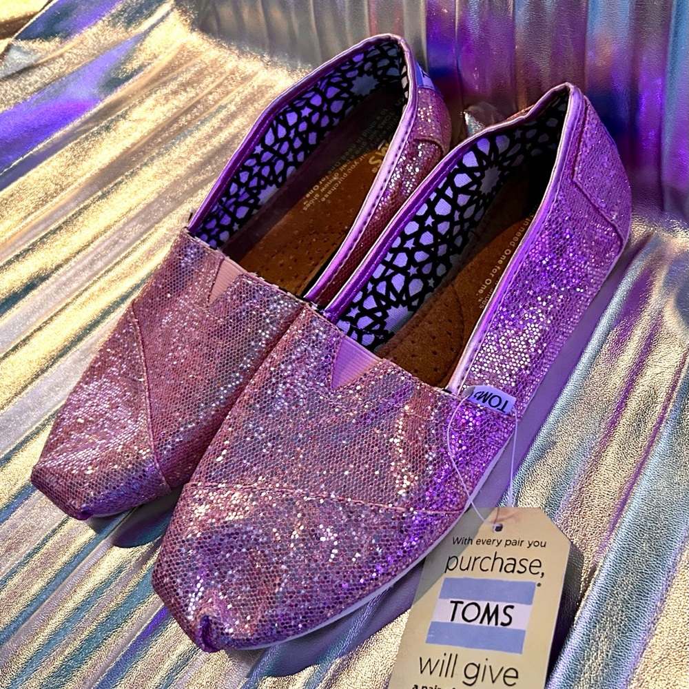 NWT Toms Light Pink Sparkly Canvas Flats, Size 6.5 - Picture 3 of 12
